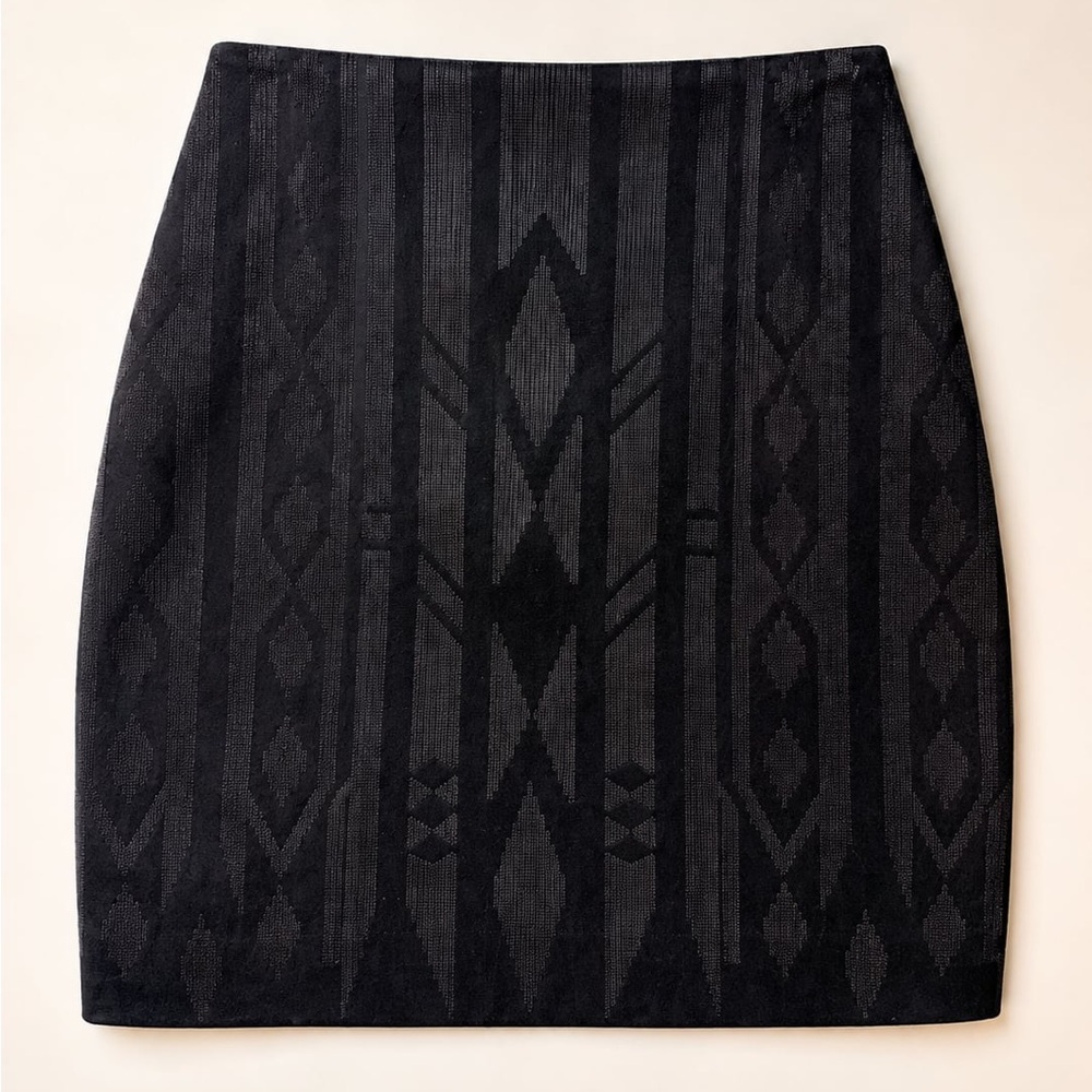H&M Black Jacquard Mini Skirt Size 8 Textured Going Out Party Chic